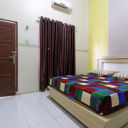 Hotel Grand Family Sungairampah Esterno foto