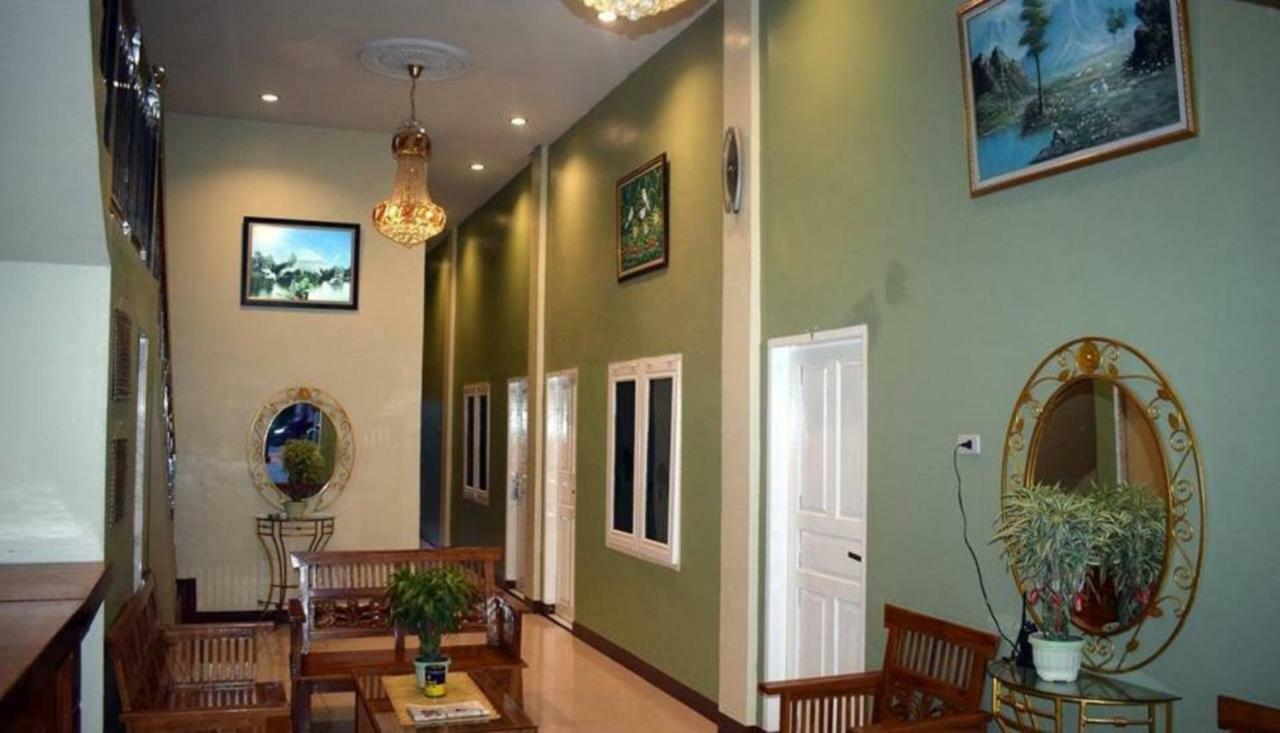 Hotel Grand Family Sungairampah Esterno foto